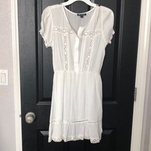 NWT White Linen Dress -SIZE Medium